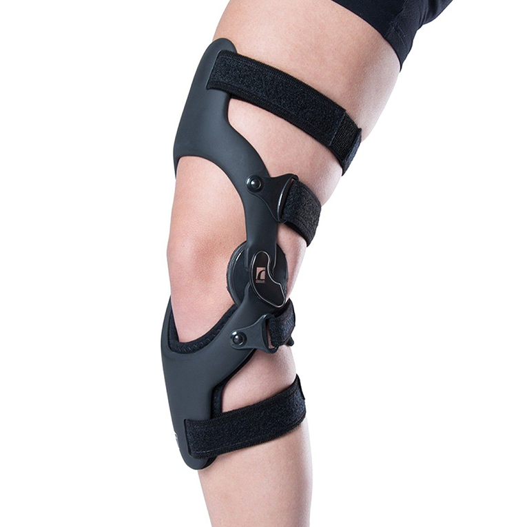Ossur CTI® Custom Knee Brace Side